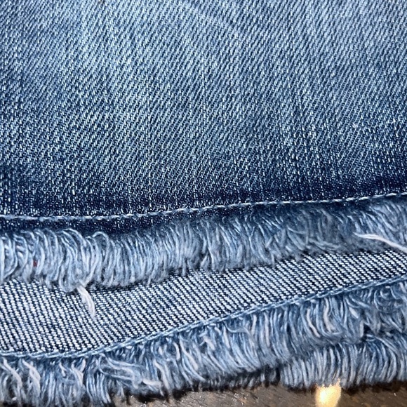 Paige Jimmy Jimmy Jean Shorts Size 28 - Picture 6 of 6